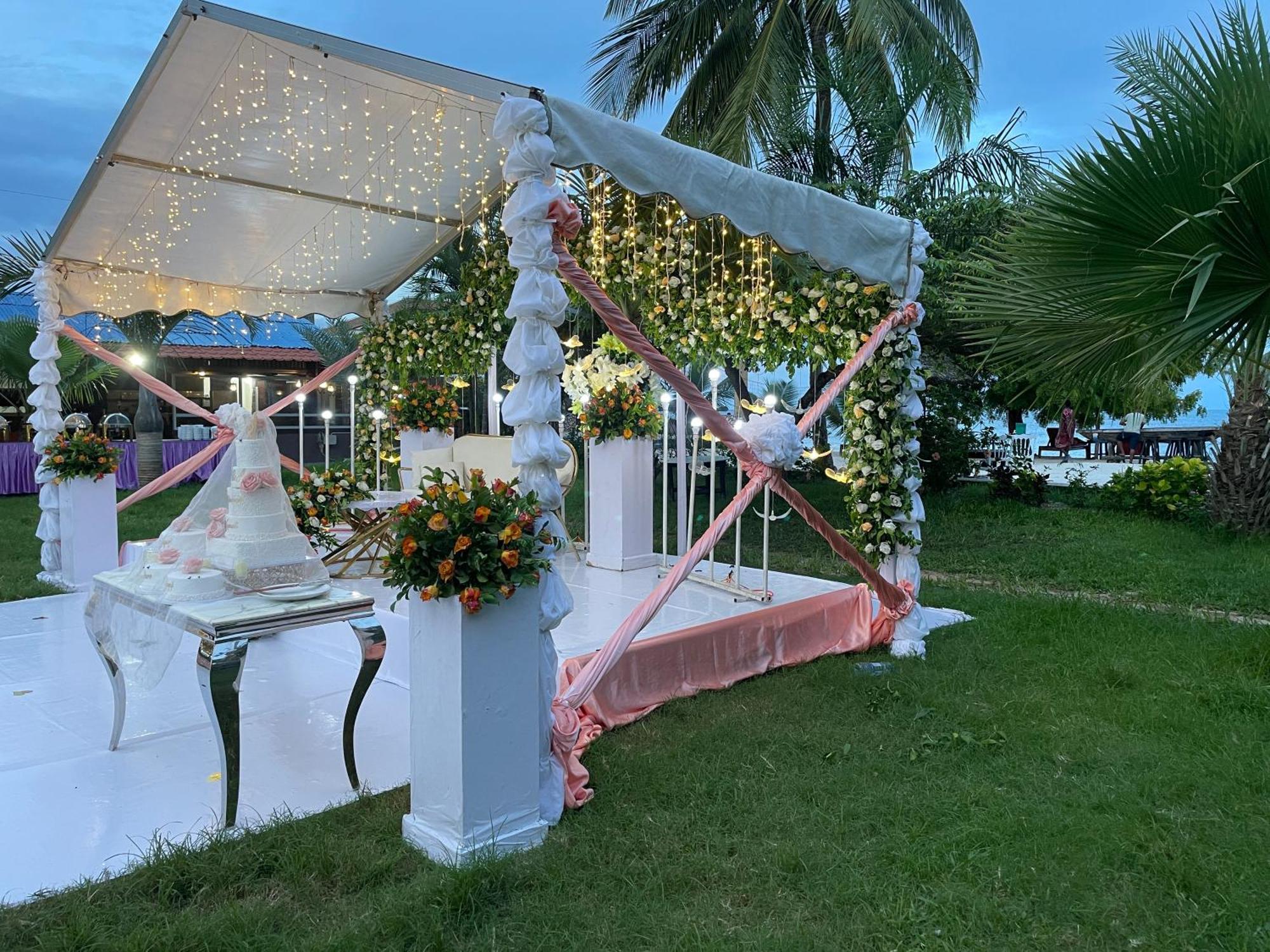 Kijiji Beach Resort Dar es Salaam Esterno foto