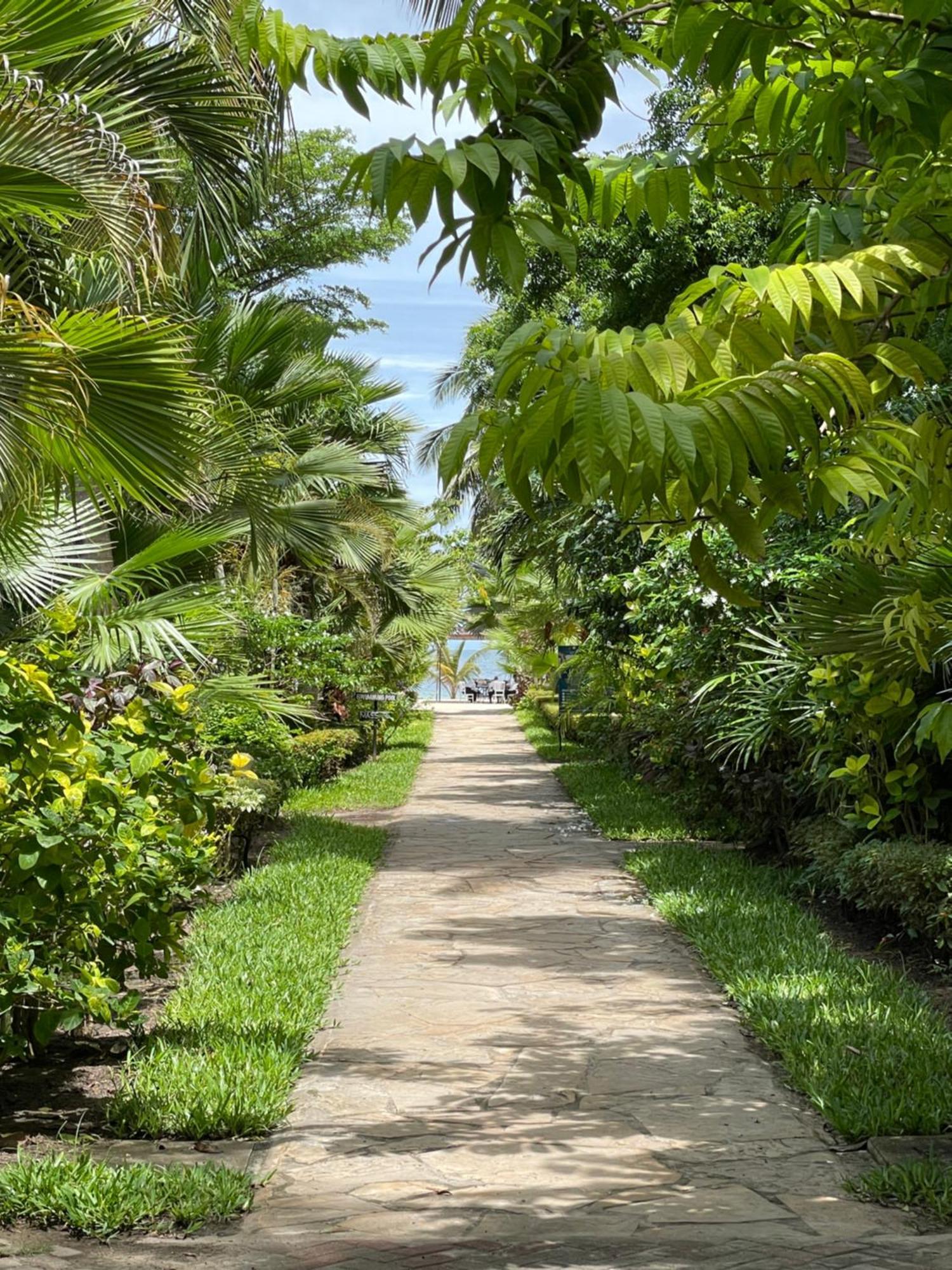 Kijiji Beach Resort Dar es Salaam Esterno foto